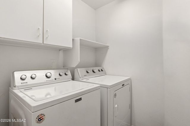 10490 E Oakbrook Street, Tucson, AZ 85747