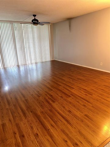 8310 Sands Point Boulevard 104, Tamarac, FL 33321
