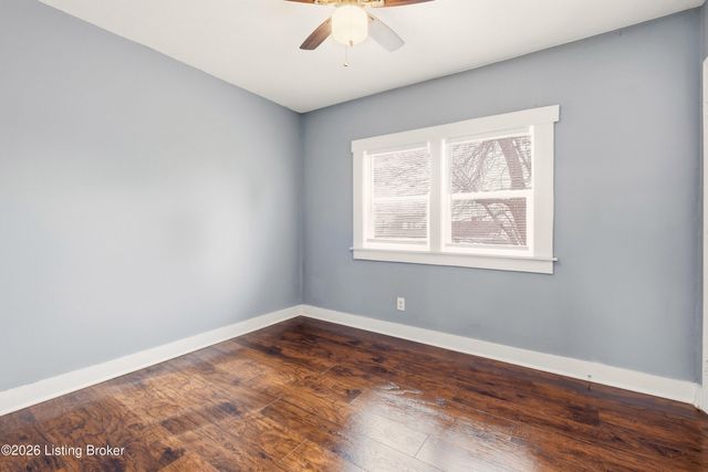 3322 Algonquin Pkwy, Louisville, KY 40211