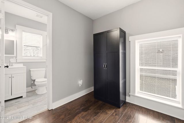 3322 Algonquin Pkwy, Louisville, KY 40211