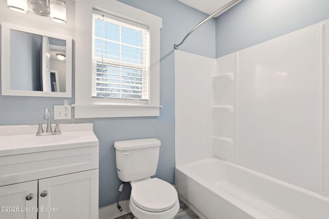 3322 Algonquin Pkwy, Louisville, KY 40211