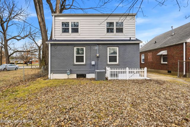 3322 Algonquin Pkwy, Louisville, KY 40211