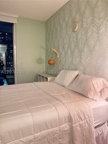 1111 SW 1st Ave 2721-N, Miami, FL 33130
