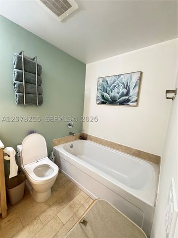1111 SW 1st Ave 2721-N, Miami, FL 33130