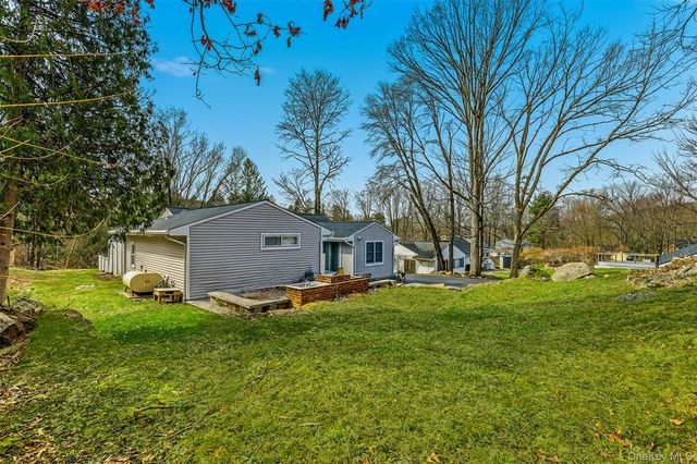 16 Sugar Hill Road, North Salem, NY 10560