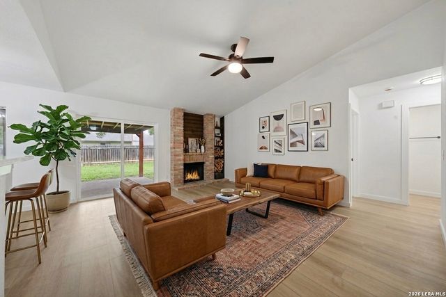 9475 Brushy Point, San Antonio, TX 78250