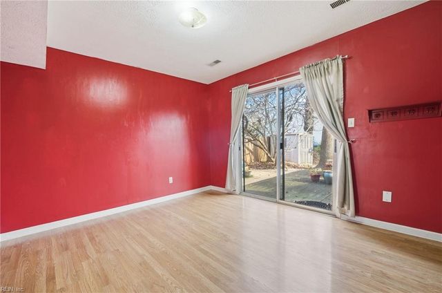 103 Wreck Shoal DR, Newport News, VA 23606