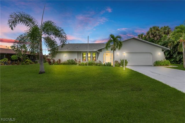 7212 Drake DR, Fort Myers, FL 33908