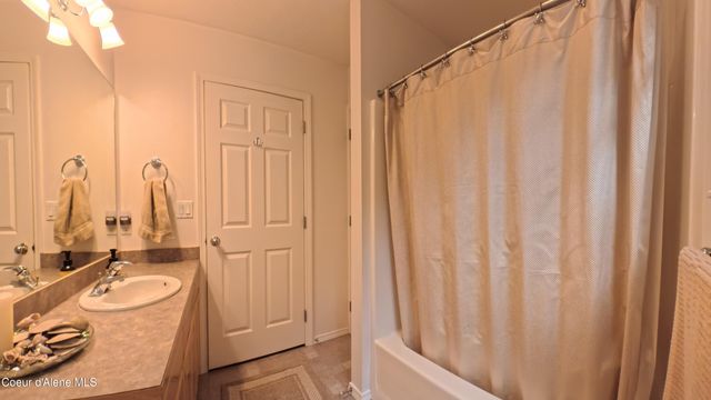 49 ANTLER LANE, Spirit Lake, ID 83869