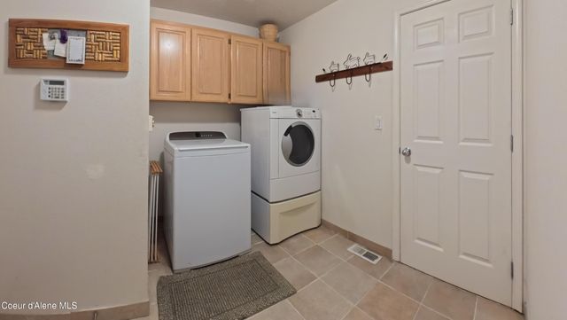 49 ANTLER LANE, Spirit Lake, ID 83869