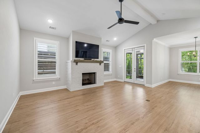 1800 Emmeline Way, Hixson, TN 37343
