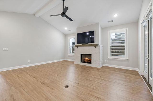 1800 Emmeline Way, Hixson, TN 37343