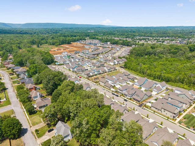1800 Emmeline Way, Hixson, TN 37343