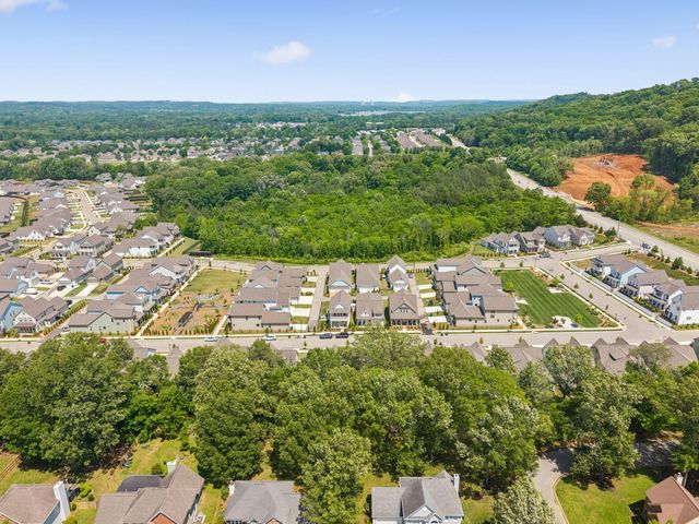 1800 Emmeline Way, Hixson, TN 37343