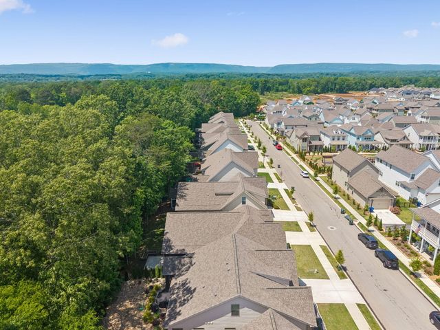 1800 Emmeline Way, Hixson, TN 37343