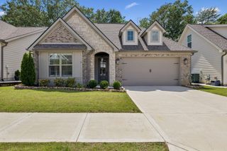 1800 Emmeline Way, Hixson, TN 37343