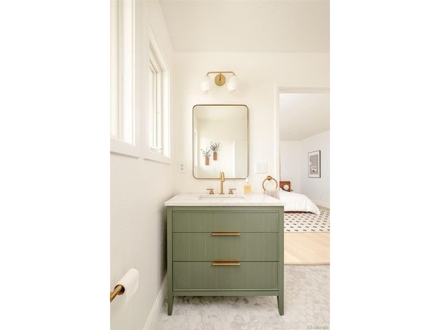 7399 N 95th St, Longmont, CO 80504