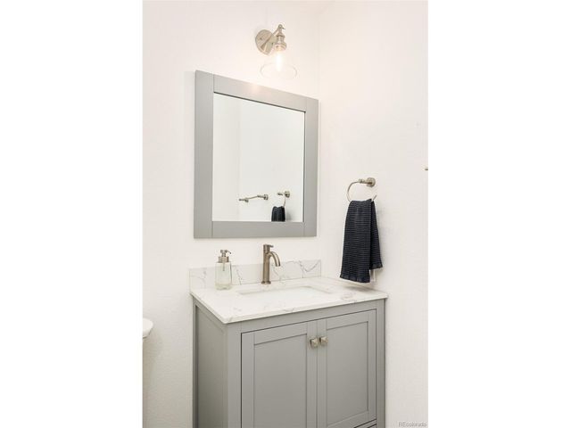 7399 N 95th St, Longmont, CO 80504