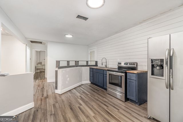 234 E Memorial Drive, Dallas, GA 30132