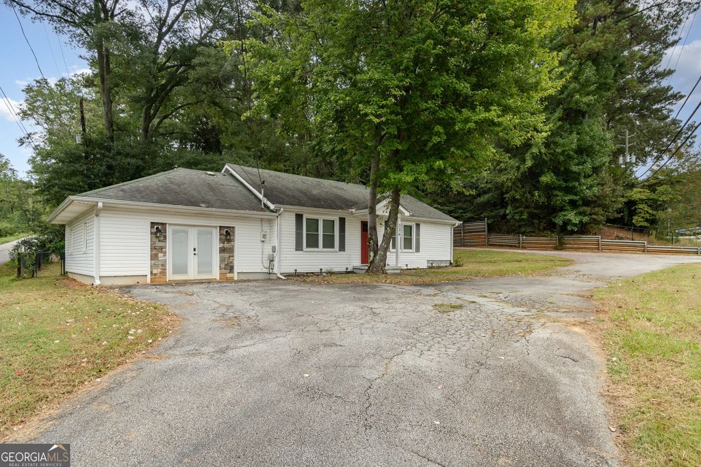 234 E Memorial Drive, Dallas, GA 30132