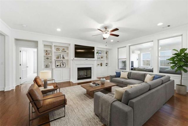 1186 Halletts Peak Place, Lawrenceville, GA 30044