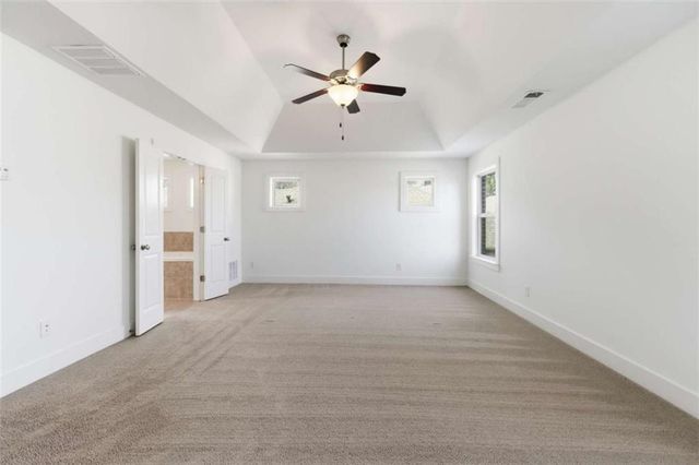 1186 Halletts Peak Place, Lawrenceville, GA 30044