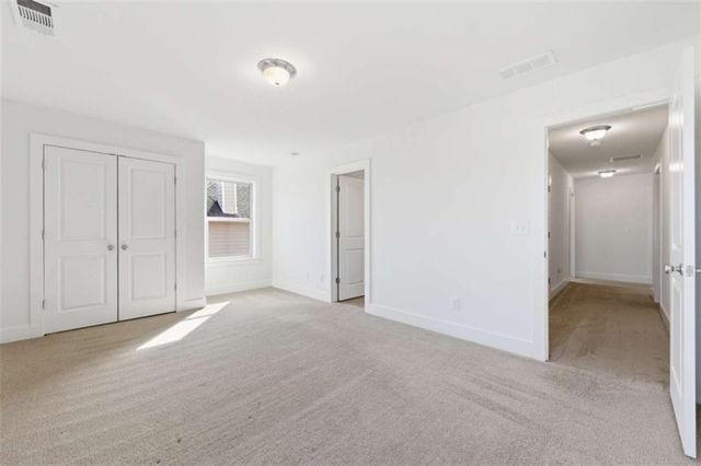 1186 Halletts Peak Place, Lawrenceville, GA 30044