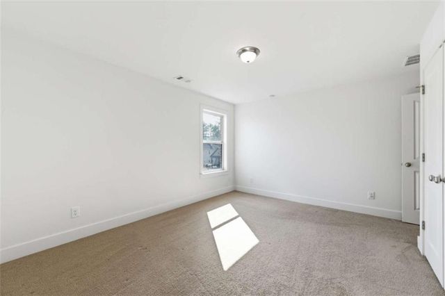 1186 Halletts Peak Place, Lawrenceville, GA 30044