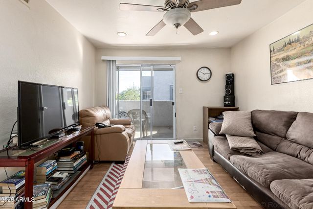 4410 N LONGVIEW Avenue 202, Phoenix, AZ 85014