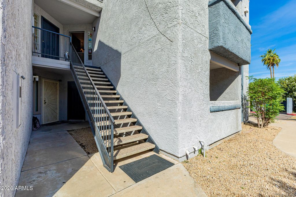 4410 N LONGVIEW Avenue 202, Phoenix, AZ 85014