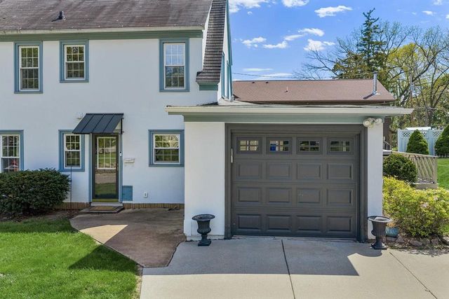 1421 Ash Street, Baraboo, WI 53913