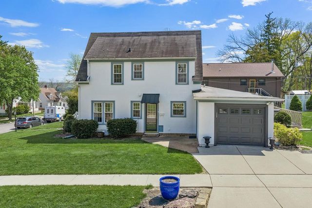 1421 Ash Street, Baraboo, WI 53913