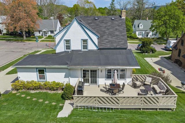 1421 Ash Street, Baraboo, WI 53913