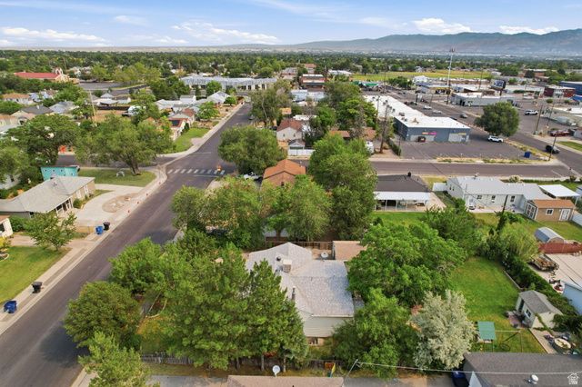 5527 S 4270 W, Kearns, UT 84118