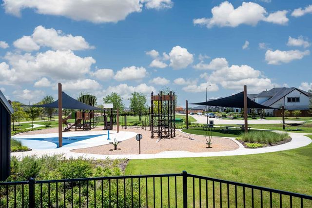 8002 Treetop View Drive, Fulshear, TX 77441