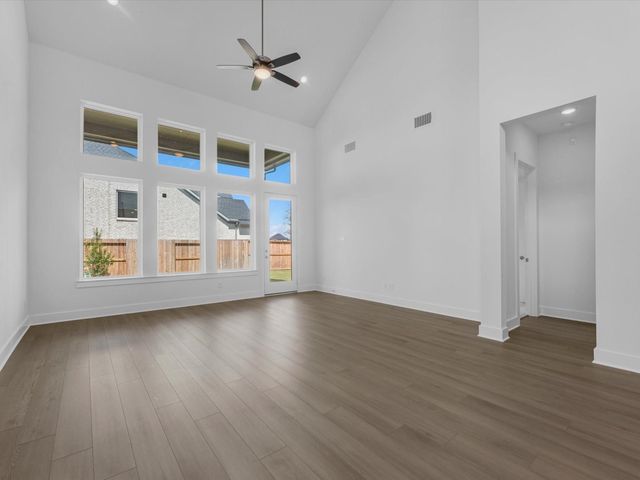 8002 Treetop View Drive, Fulshear, TX 77441