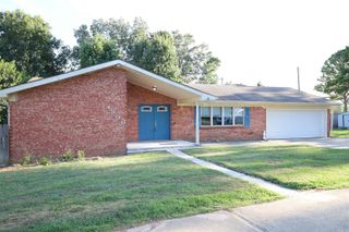 4900 McPhill Drive Drive, Paragould, AR 72450