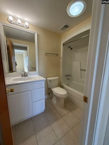 2002 Greene Street 209, Columbia, SC 29205