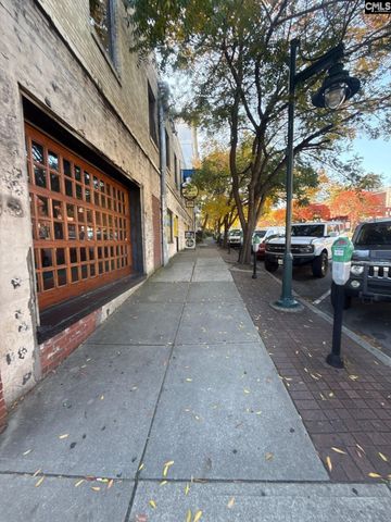 2002 Greene Street 209, Columbia, SC 29205