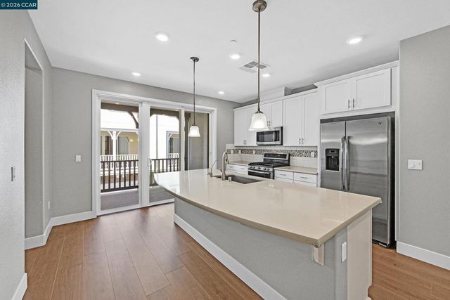 3126 3126 Aran Way, Dublin, CA 94568