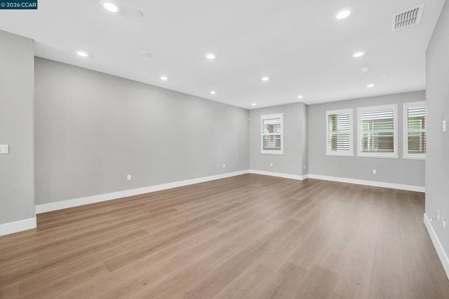 3126 3126 Aran Way, Dublin, CA 94568