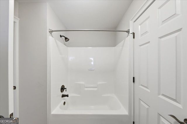 172 Shellbark Drive, Mcdonough, GA 30252