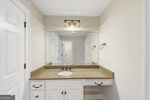 172 Shellbark Drive, Mcdonough, GA 30252