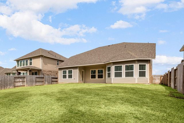 17929 Canopy Trace Court, Conroe, TX 77316