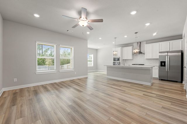 17929 Canopy Trace Court, Conroe, TX 77316