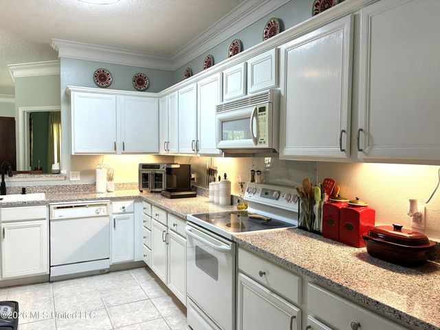 94145 Bayou Drive, Diamondhead, MS 39525