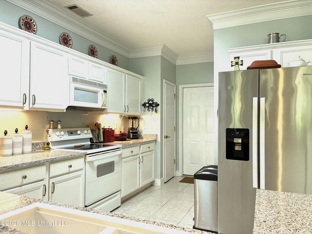 94145 Bayou Drive, Diamondhead, MS 39525