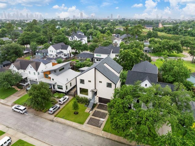 1110 Grovewood Lane, Houston, TX 77008