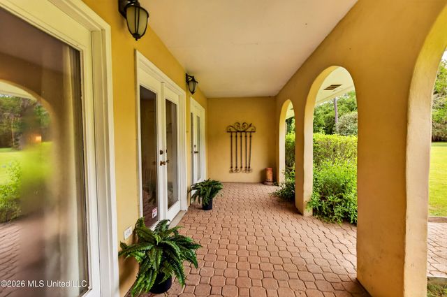 13239 Old Woolmarket Road, Biloxi, MS 39532