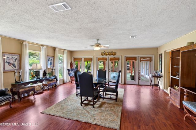 13239 Old Woolmarket Road, Biloxi, MS 39532